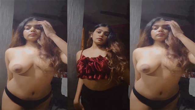 Beautiful Sexy Indian Cute Girl Showing Watch