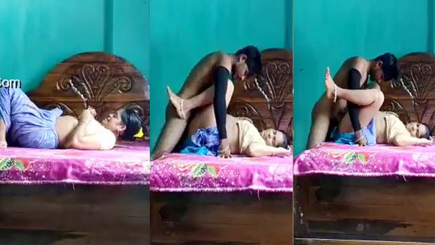 Sexy Aunty Fucking Her Son’s Friend Viral Video Watch Online