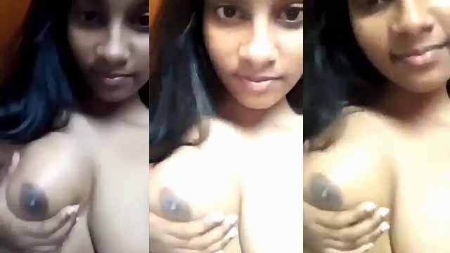 Indian School Girl Showing Her Boobs For Lover