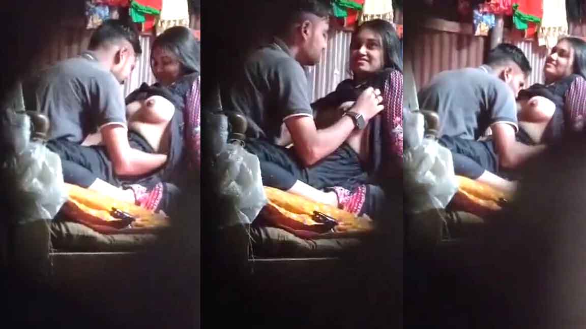 Bangladeshi Beautiful Village Girl Boobs Sucking By Lover Captured